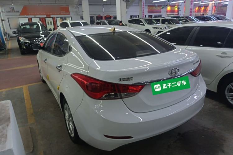 Used Hyundai Elantra (5th Generation / Langdong) 2012 1.6L Automatic Fashion Edition Exterior 2