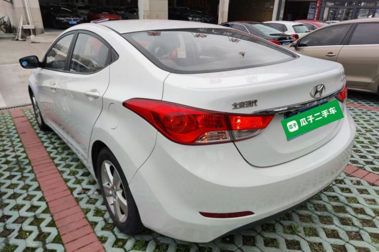 Used Hyundai Elantra (5th Generation / Langdong) 2012 1.6L Manual Fashion Edition Exterior 2