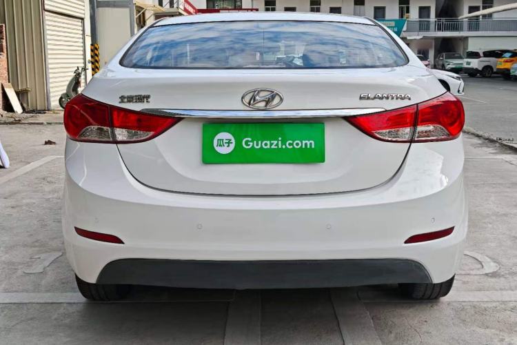Used Hyundai Elantra (5th Generation / Langdong) 2012 1.6L Automatic Fashion Edition Exterior 2