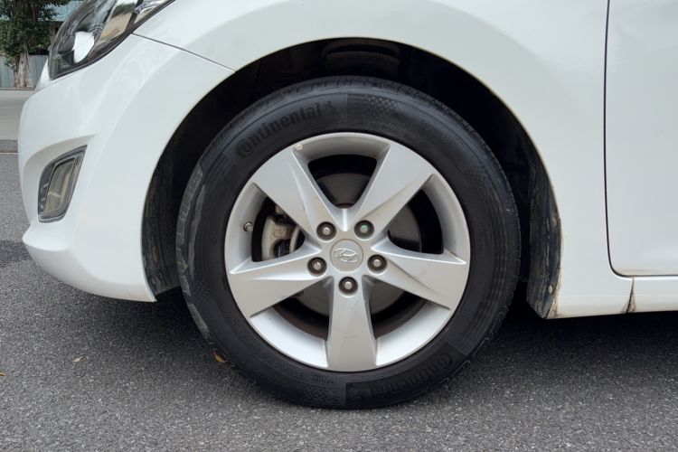 Used Hyundai Elantra (5th Generation / Langdong) 2012 1.6L Automatic Fashion Edition Exterior 3
