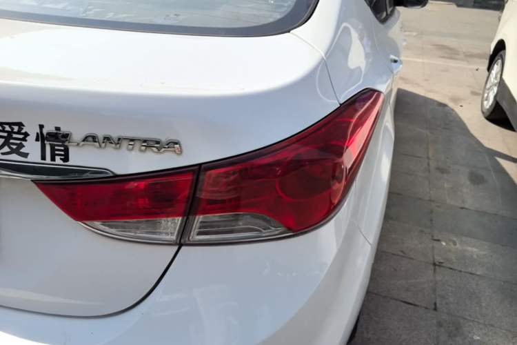 Used Hyundai Elantra (5th Generation / Langdong) 2012 1.6L Automatic Fashion Edition Exterior 3