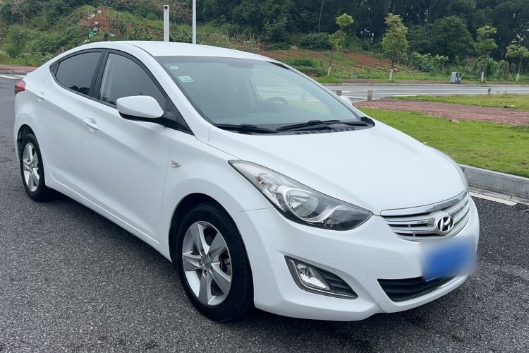 Used Hyundai Elantra (5th Generation / Langdong) 2012 1.6L Automatic Fashion Edition Exterior 3