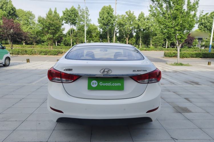 Used Hyundai Elantra (5th Generation / Langdong) 2012 1.6L Automatic Fashion Edition Exterior 5