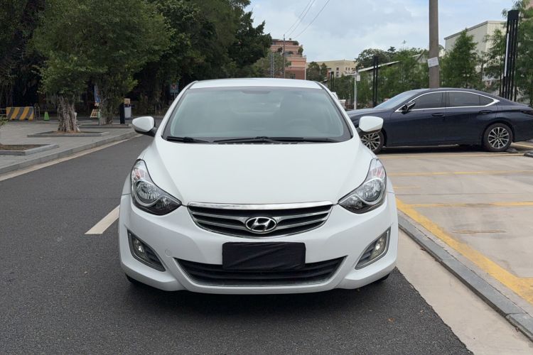 Used Hyundai Elantra (5th Generation / Langdong) 2012 1.6L Automatic Fashion Edition Front