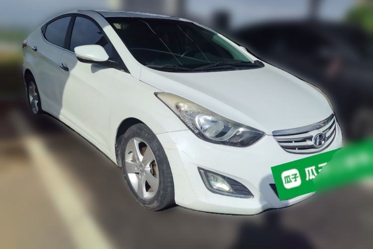 Used Hyundai Elantra (5th Generation / Langdong) 2012 1.6L Manual Leading Model Front Right 45 Deg