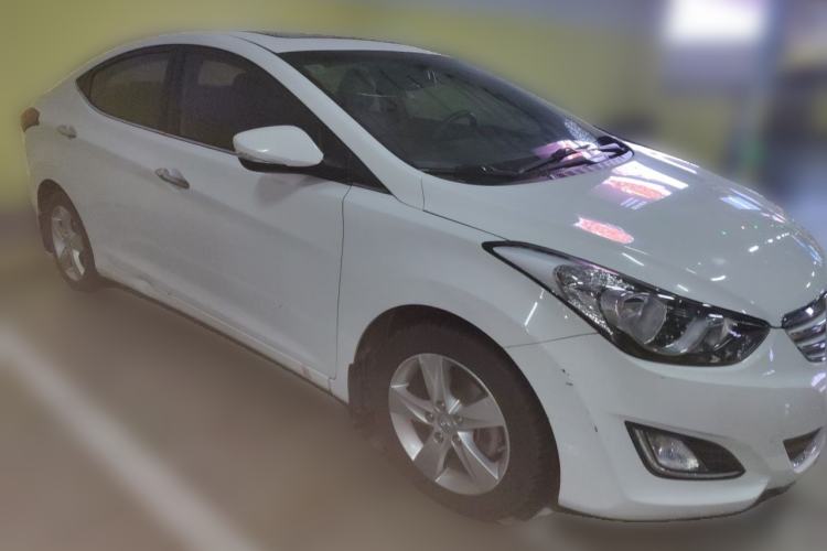 Used Hyundai Elantra (5th Generation / Langdong) 2012 1.6L Manual Leading Model Front Right 45 Deg