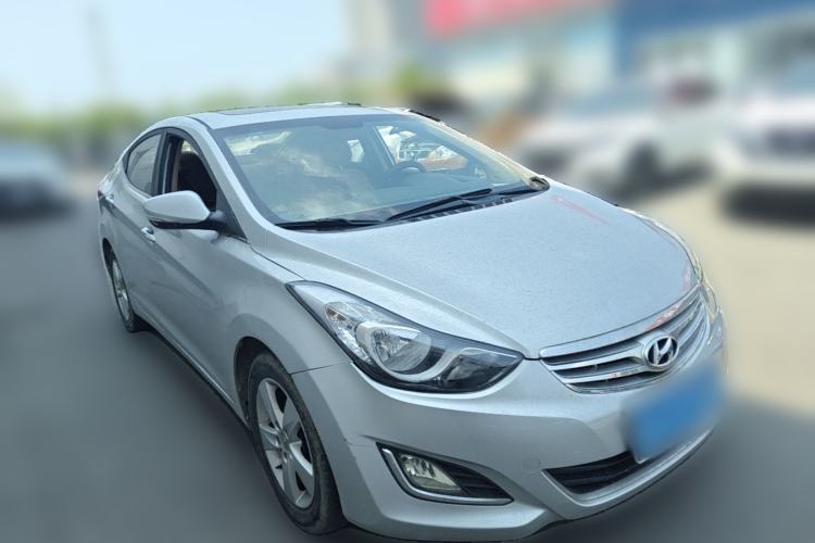 Used Hyundai Elantra (5th Generation / Langdong) 2012 1.6L Automatic Prestige Model Front Right 45 Deg