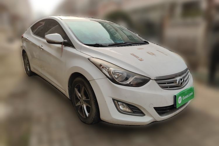 Used Hyundai Elantra (5th Generation / Langdong) 2012 1.6L Manual Leading Model Front Right 45 Deg