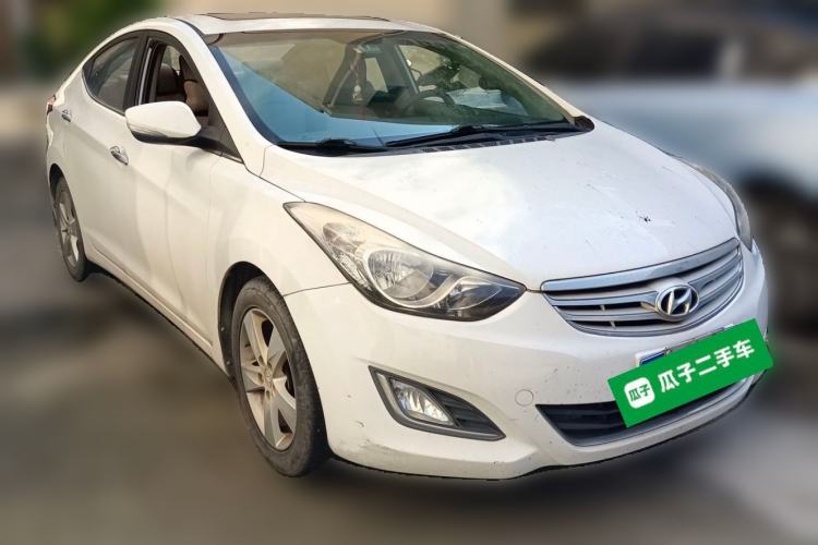Used Hyundai Elantra (5th Generation / Langdong) 2012 1.6L Manual Leading Model Front Right 45 Deg