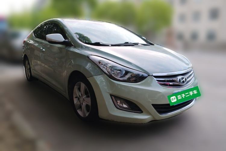 Used Hyundai Elantra (5th Generation / Langdong) 2012 1.6L Automatic Prestige Model Front Right 45 Deg