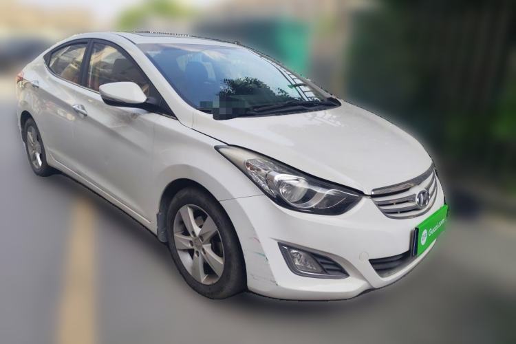 Used Hyundai Elantra (5th Generation / Langdong) 2012 1.6L Manual Leading Model Front Right 45 Deg