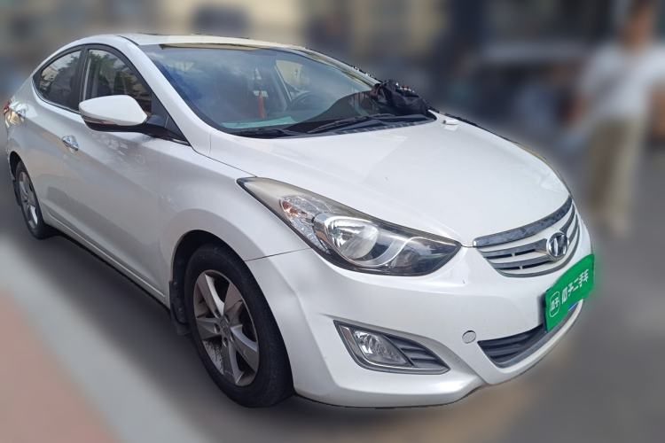 Used Hyundai Elantra (5th Generation / Langdong) 2012 1.6L Manual Leading Model Front Right 45 Deg