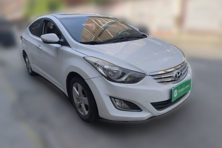 Used Hyundai Elantra (5th Generation / Langdong) 2012 1.6L Automatic Leading Model Front Right 45 Deg