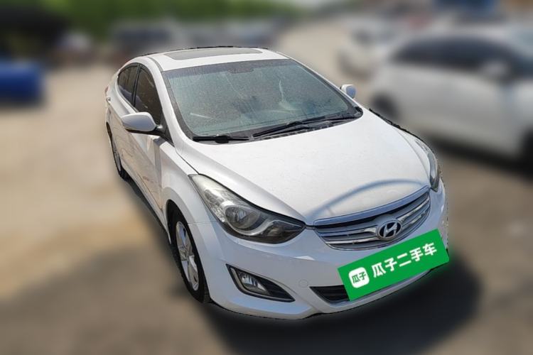 Used Hyundai Elantra (5th Generation / Langdong) 2012 1.6L Manual Leading Model Front Right 45 Deg