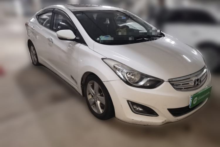 Used Hyundai Elantra (5th Generation / Langdong) 2012 1.6L Automatic Leading Model Front Right 45 Deg