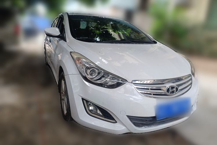 Used Hyundai Elantra (5th Generation / Langdong) 2012 1.6L Automatic Prestige Model Front Right 45 Deg