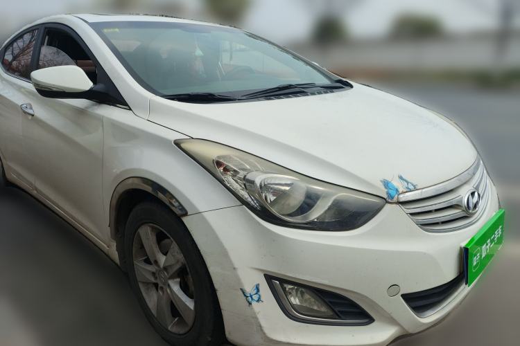 Used Hyundai Elantra (5th Generation / Langdong) 2012 1.6L Automatic Prestige Model Front Right 45 Deg