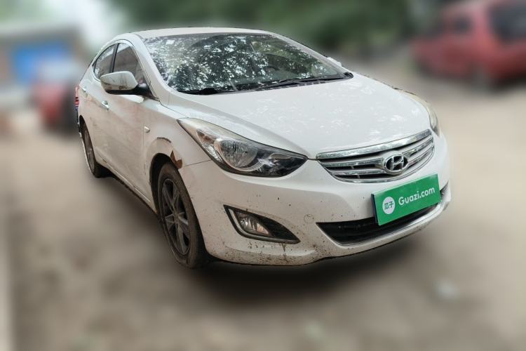 Used Hyundai Elantra (5th Generation / Langdong) 2012 1.6L Manual Fashion Edition Front Right 45 Deg