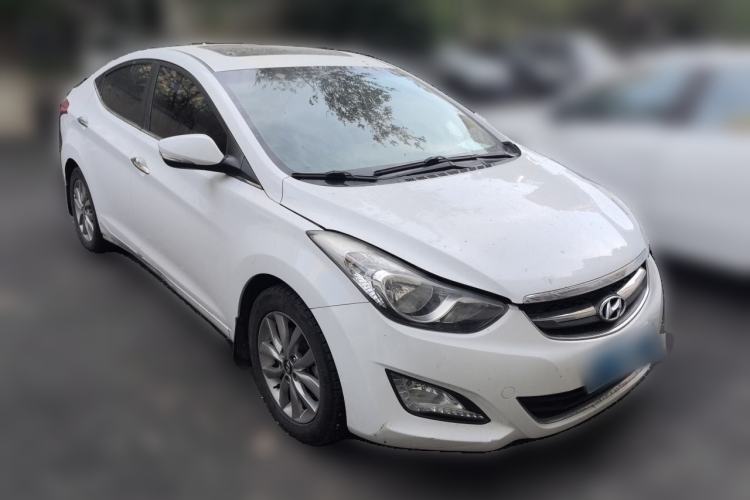Used Hyundai Elantra (5th Generation / Langdong) 2012 1.6L Manual Leading Model Front Right 45 Deg