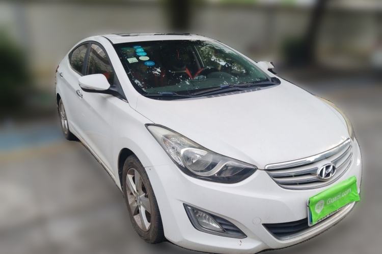 Used Hyundai Elantra (5th Generation / Langdong) 2012 1.6L Manual Leading Model Front Right 45 Deg