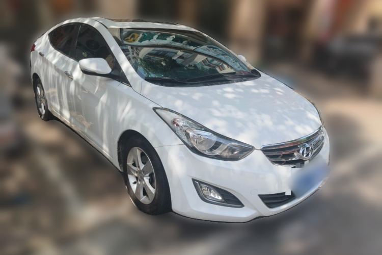 Used Hyundai Elantra (5th Generation / Langdong) 2012 1.6L Automatic Prestige Model Front Right 45 Deg