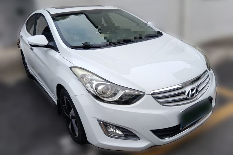 Used Hyundai Elantra (5th Generation / Langdong) 2012 1.6L Manual Leading Model Front Right 45 Deg
