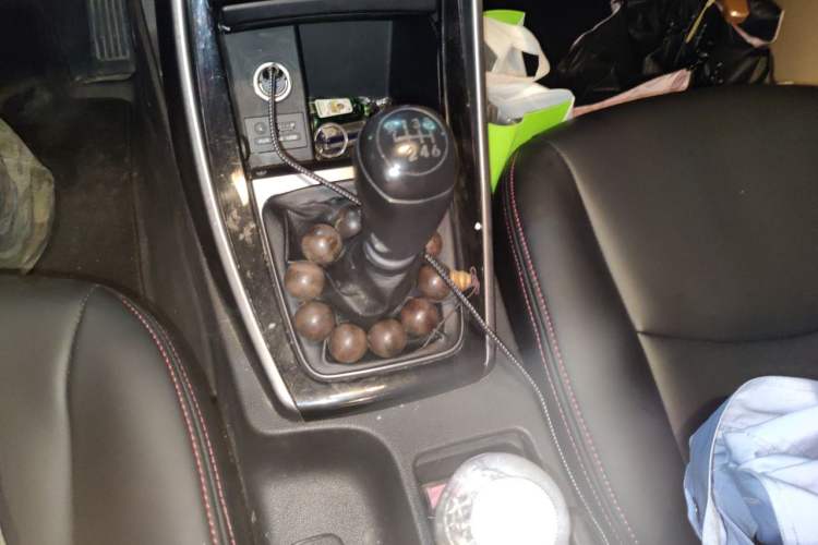 Used Hyundai Elantra (5th Generation / Langdong) 2012 1.6L Manual Leading Model Gear Lever