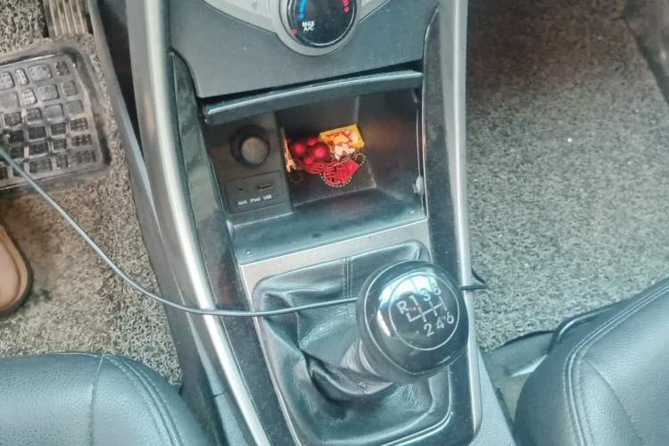 Used Hyundai Elantra (5th Generation / Langdong) 2012 1.6L Manual Leading Model Gear Lever