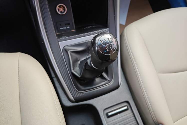 Used Hyundai Elantra (5th Generation / Langdong) 2012 1.6L Manual Fashion Edition Gear Lever