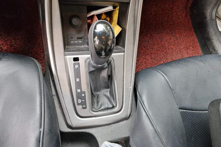 Used Hyundai Elantra (5th Generation / Langdong) 2012 1.6L Automatic Fashion Edition Gear Lever