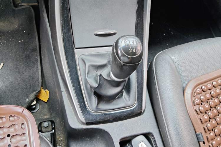 Used Hyundai Elantra (5th Generation / Langdong) 2012 1.6L Manual Leading Model Gear Lever