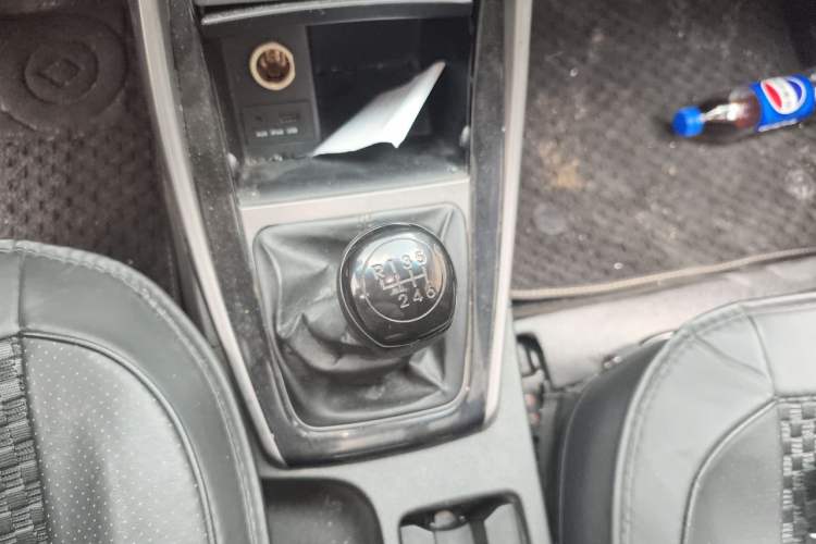 Used Hyundai Elantra (5th Generation / Langdong) 2012 1.6L Manual Leading Model Gear Lever