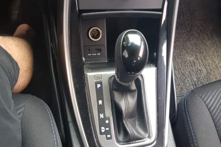 Used Hyundai Elantra (5th Generation / Langdong) 2012 1.6L Automatic Leading Model Gear Lever