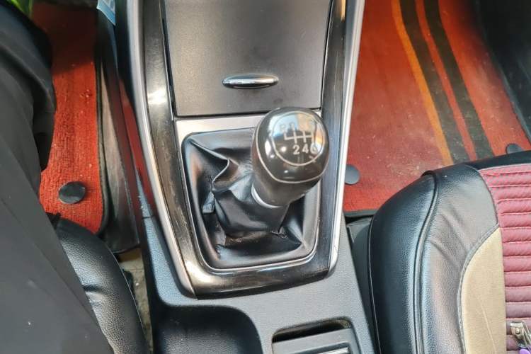 Used Hyundai Elantra (5th Generation / Langdong) 2012 1.6L Manual Leading Model Gear Lever