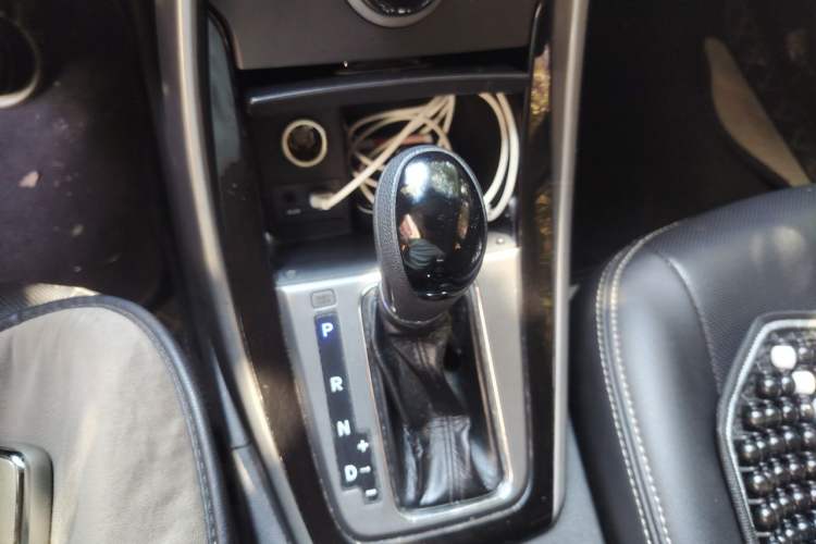 Used Hyundai Elantra (5th Generation / Langdong) 2012 1.6L Automatic Leading Model Gear Lever