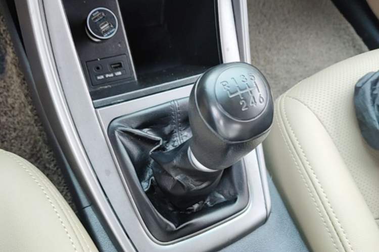 Used Hyundai Elantra (5th Generation / Langdong) 2012 1.6L Manual Fashion Edition Gear Lever
