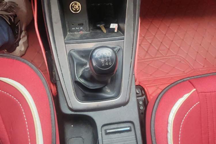 Used Hyundai Elantra (5th Generation / Langdong) 2012 1.6L Manual Fashion Edition Gear Lever