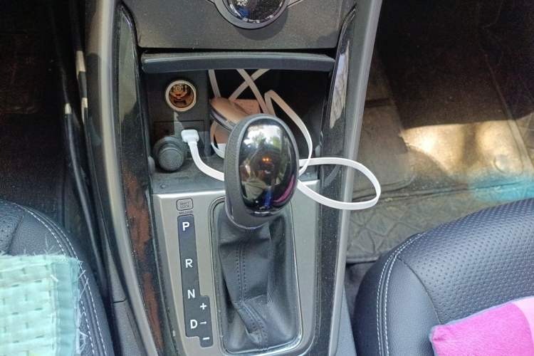 Used Hyundai Elantra (5th Generation / Langdong) 2012 1.6L Automatic Leading Model Gear Lever