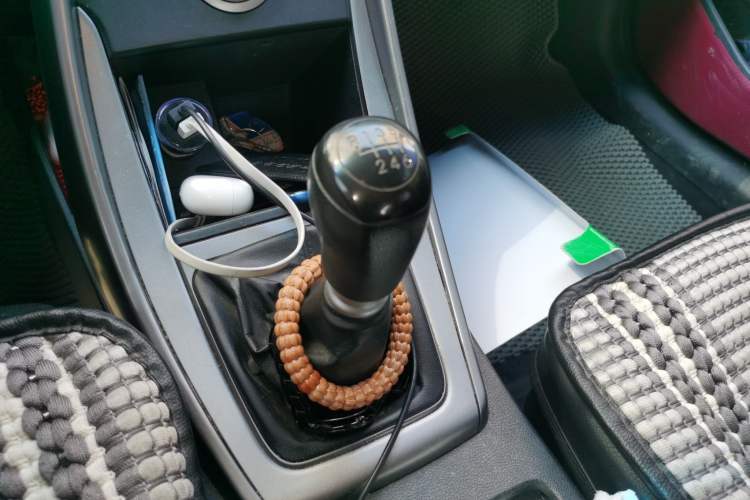 Used Hyundai Elantra (5th Generation / Langdong) 2012 1.6L Manual Fashion Edition Gear Lever
