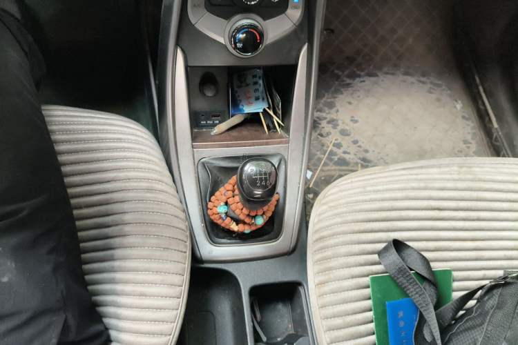 Used Hyundai Elantra (5th Generation / Langdong) 2012 1.6L Manual Fashion Edition Gear Lever