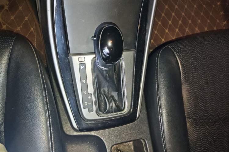 Used Hyundai Elantra (5th Generation / Langdong) 2012 1.6L Automatic Prestige Model Gear Lever