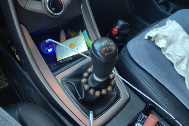 Used Hyundai Elantra (5th Generation / Langdong) 2012 1.6L Manual Fashion Edition Gear Lever