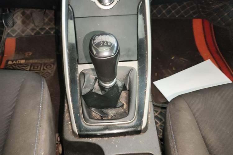 Used Hyundai Elantra (5th Generation / Langdong) 2012 1.6L Manual Leading Model Gear Lever