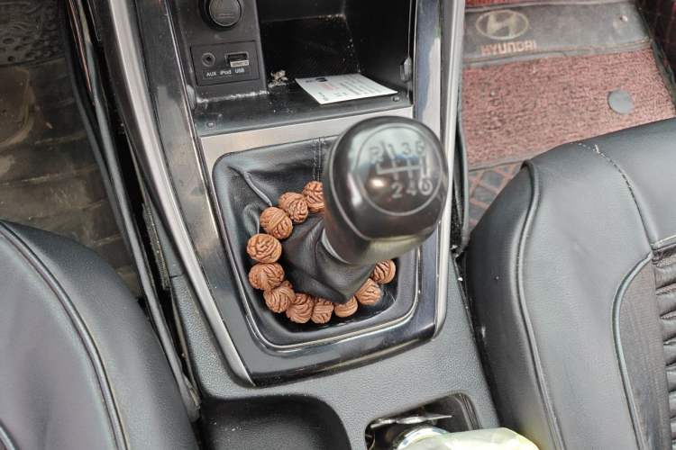 Used Hyundai Elantra (5th Generation / Langdong) 2012 1.6L Manual Leading Model Gear Lever
