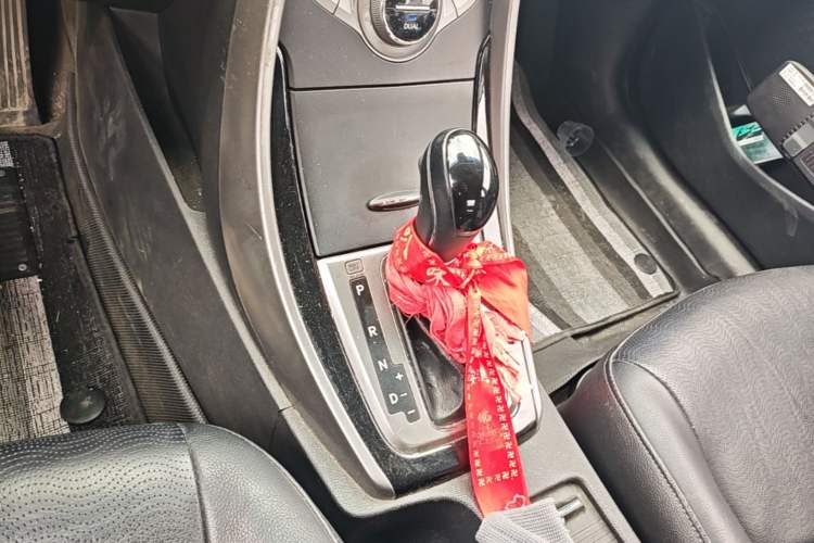 Used Hyundai Elantra (5th Generation / Langdong) 2012 1.6L Automatic Prestige Model Gear Lever