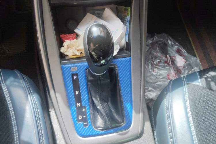 Used Hyundai Elantra (5th Generation / Langdong) 2012 1.6L Automatic Fashion Edition Gear Lever