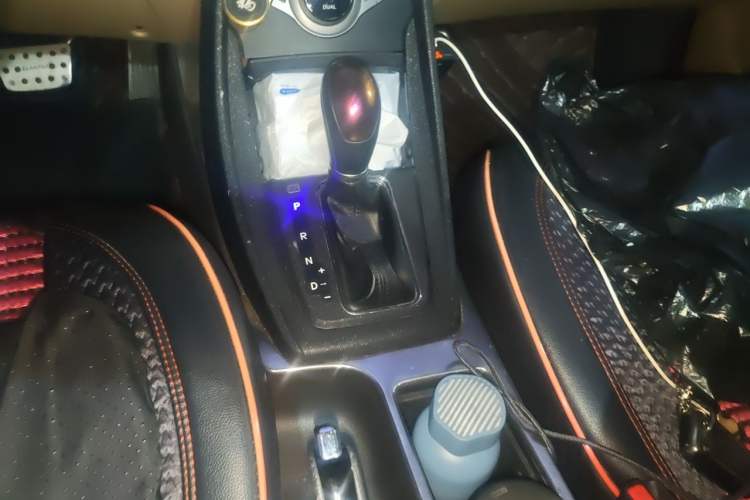 Used Hyundai Elantra (5th Generation / Langdong) 2012 1.6L Automatic Prestige Model Gear Lever