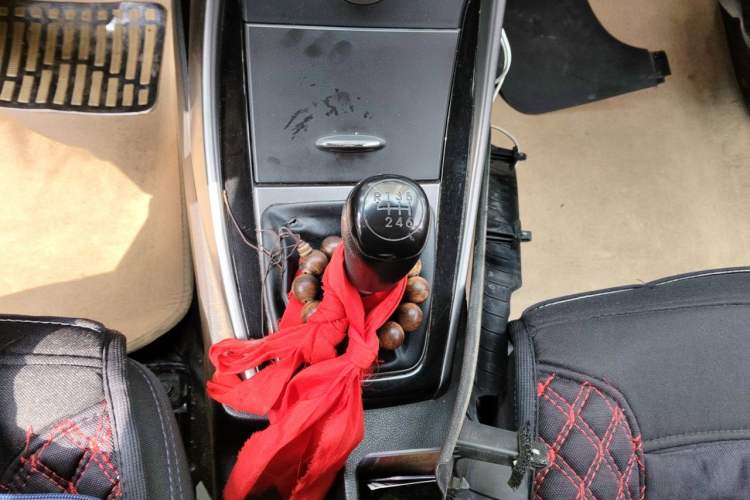 Used Hyundai Elantra (5th Generation / Langdong) 2012 1.6L Manual Leading Model Gear Lever