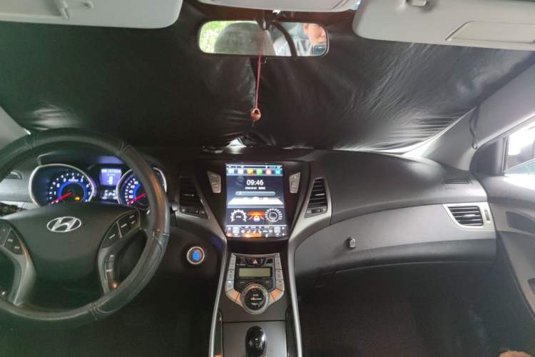 Used Hyundai Elantra (5th Generation / Langdong) 2012 1.6L Automatic Prestige Model Headliner