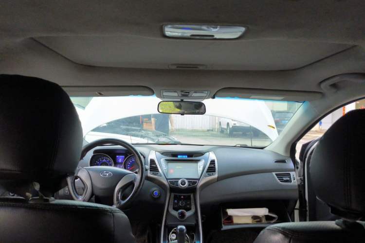 Used Hyundai Elantra (5th Generation / Langdong) 2012 1.6L Manual Leading Model Headliner
